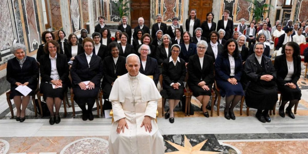 Scalabrinianas-encontro-com-o-Papa-Leao-XIV_capa